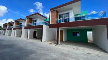 Casas en proyecto cerrado en prado oriental