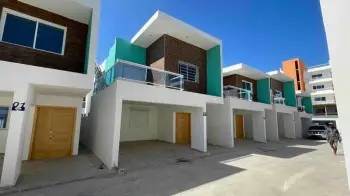 Casas en prado oriental en proyecto cerrado