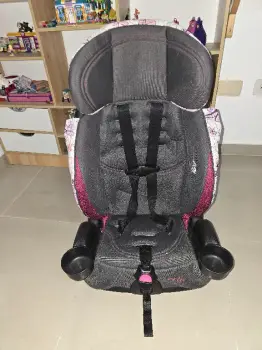 Silla de carro de niña