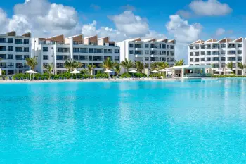 Tu playa privada en city place downtown
