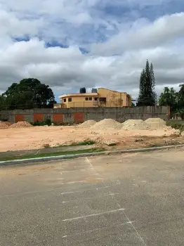 Vendo solar en alameda oeste.