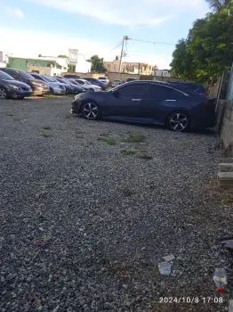 Solar en residencial respaldo los tres ojos 1300 mt.  con 20 de frente