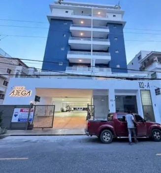 Alquilo apto bella vista norte 4to. piso nuevo con Áreas sociales