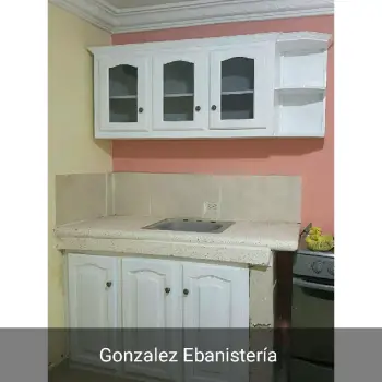 Cocinas pequeñas en color blanco