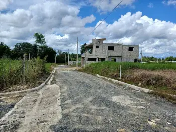 Solar de 135metros en el residencial doÑa esther en villa mella