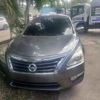 Nissan altima s 2015