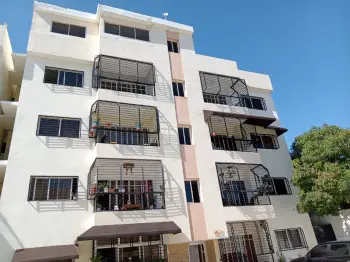 Apartamento venta/traspaso los frailes ii sd este.