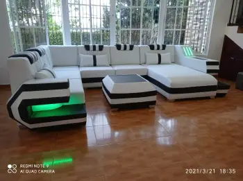 Mueble l alta gama con luces led integrada