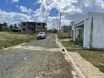 Vendo solar con titulo en residencial doña luz
