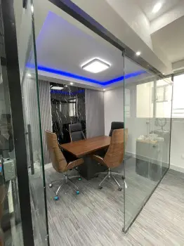 Alquilo oficina c/gustavo mejía ricart