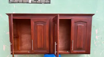 Gabinete de cuatro grande en madera