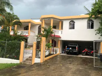 Vivienda unifamiliar en pedregal jarabacoa.