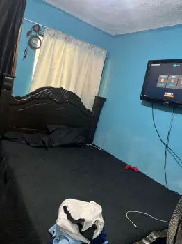 Alquilo habitacion