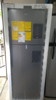 Vendo nevera wilpool 17 nueva en la vega