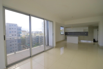 Apartamento amplio en venta en evaristo morales
