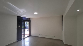 Alquilo local comercial de 45mts2 en gazcue santo domingo