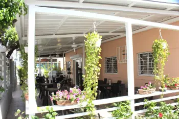 Vendo local que puede ser utilizado para uso comercial santo domingo e
