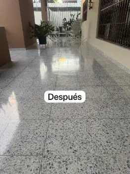 Pulido y cristalizado de pisos de mármol