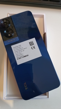Vendo celular tcl 505