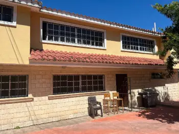 Vendo/alquilo tremenda casa en arroyo hondo dn.