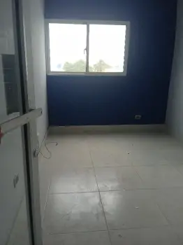 Alquilo local comercial en centro de san  cristÓbal
