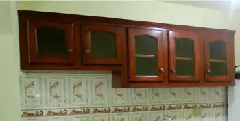 Puerta y frente de gabinete de cocina