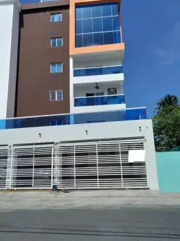 Vendo 2da en los corales del sur con terraza  santo domingo este