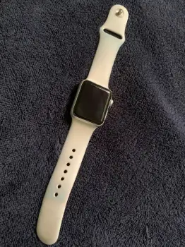 Applewatch series 3 38mm usado