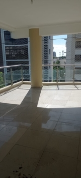 Apartamento en alquiler en bella vista 3 habitaciones