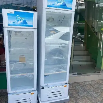 Exhibidor midea de 16 pies cúbicos inverter  en la vega