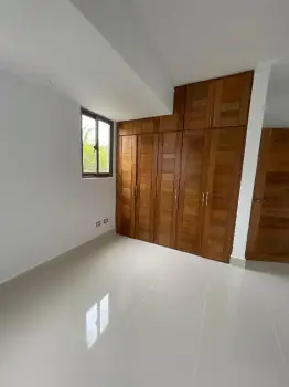 Alquilo a estrenar hermosa 2da con terraza en el millón