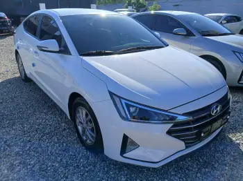 Vendo hyundai avante 2020  financiamiento disponible