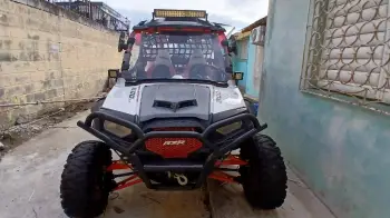 Buggy polaris blanco/ mamey aÑo 2012 rzr 800s 9/10  precio //us13500 d