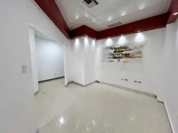 Oportunidad! alquilo local 130 m - ideal para tienda u oficina