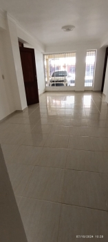 Alquilo amplio apartamento remodelado en mirador sur - sin intermediar