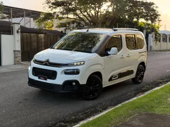 Citroen berlingo familiar 2021