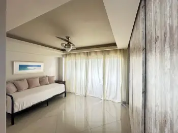 Hermoso apartamento frente al mar en  venta y renta  malecon