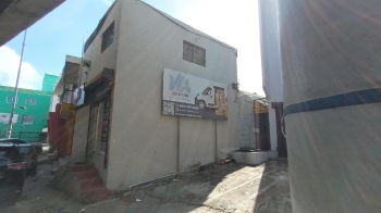 Local en plena 27 de febrero de 2 niveles 80 mts cuadrado en total