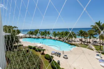 Vendo hermoso apartamento en primera línea de playa  juan dolió en mar