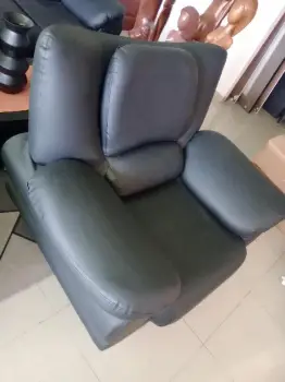 Sofa elegante y confortable.