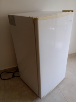 Nevera ejecutiva midea