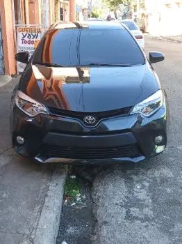 Toyota corolla le 2016 excelentes condiciones negociable