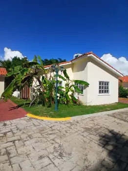 Vendo casa en juan dolió us 135000