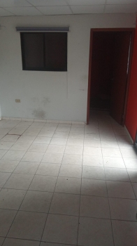 Se alquila terreno en la av. 27 de febrero