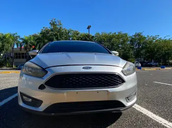 Ford focus 2016 se sedan 325000 de oportunidad