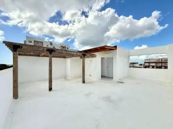 Vendo inmueble en la av.  independencia.
