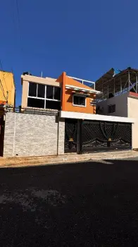 Amplia casa en brisa oriental
