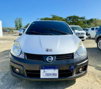 Nissan ad 2013