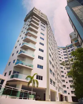 Apartamento de tres habitaciones en venta en el vergel
