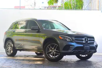 Mercedes benz glc 300 2017